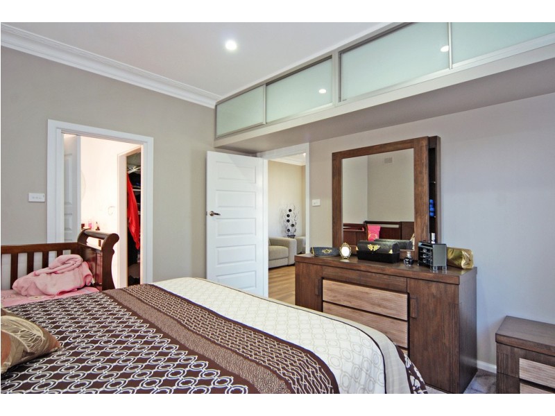 88 Flagstaff Road, Warrawong NSW 2502