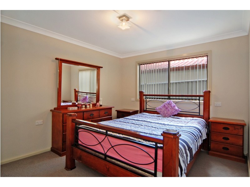 88 Flagstaff Road, Warrawong NSW 2502