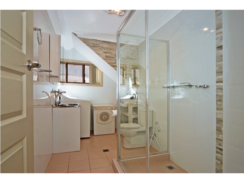 88 Flagstaff Road, Warrawong NSW 2502