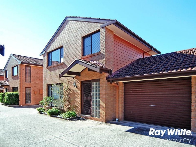 2/21 Grove Circuit, Lake Illawarra NSW 2528