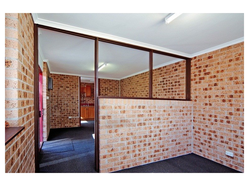 5 Industrial Road, Oak Flats NSW 2529