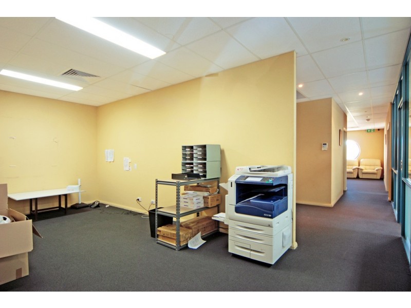 10A Commerce Drive, Lake Illawarra NSW 2528