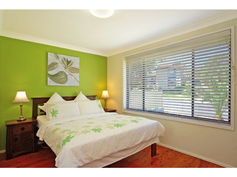 134 Cuthbert Drive, Mount Warrigal NSW 2528