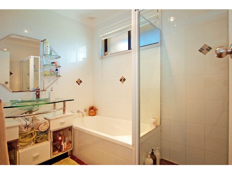 134 Cuthbert Drive, Mount Warrigal NSW 2528