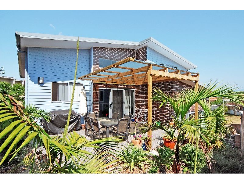 28 Illowra Parkway, Primbee NSW 2502