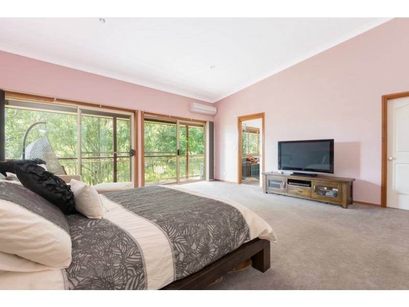 38 Abercrombie Crescent, Albion Park NSW 2527