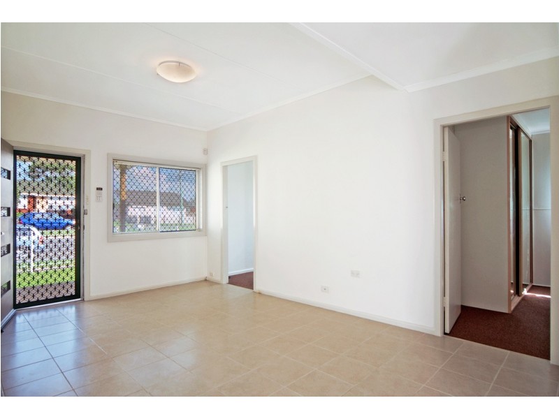 211 Shellharbour Road, Barrack Heights NSW 2528