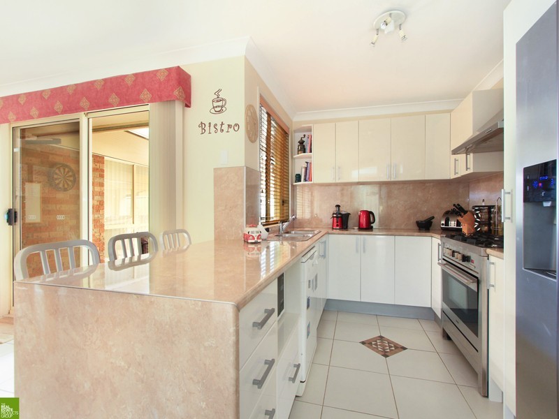 129 Ashburton Drive, Albion Park NSW 2527