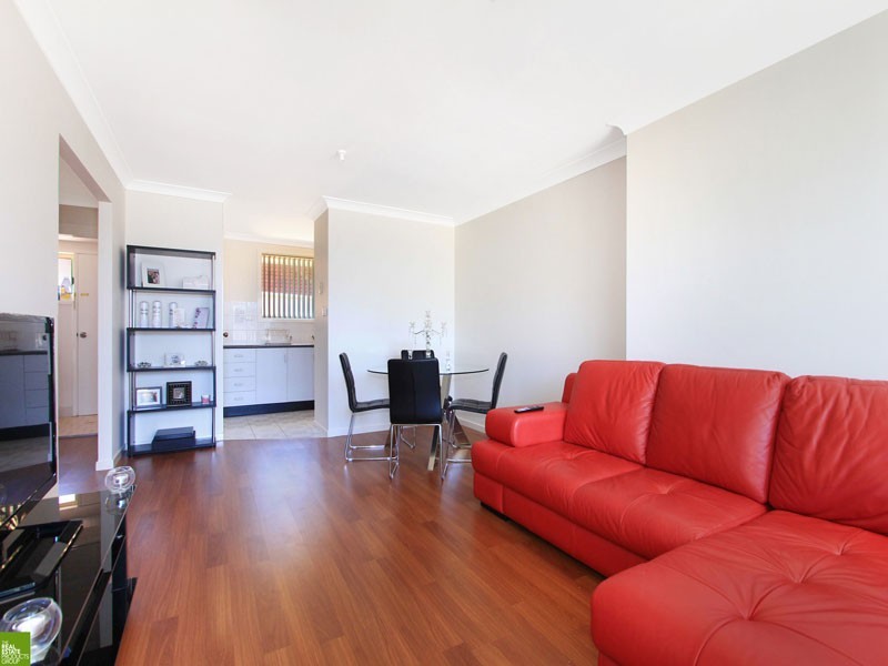 2/63 Addison Avenue, Lake Illawarra NSW 2528