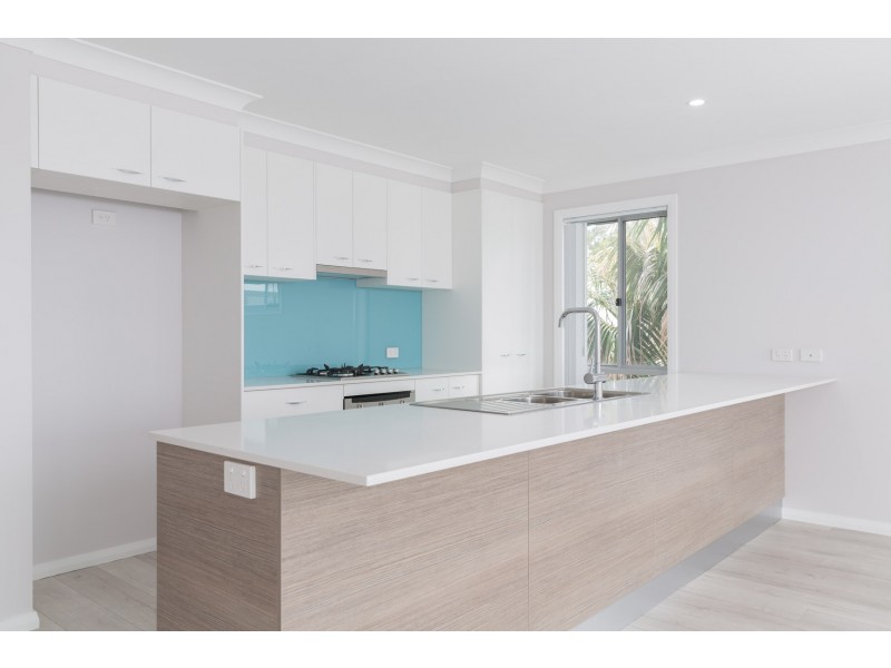 9 Surf Road, Shellharbour NSW 2529