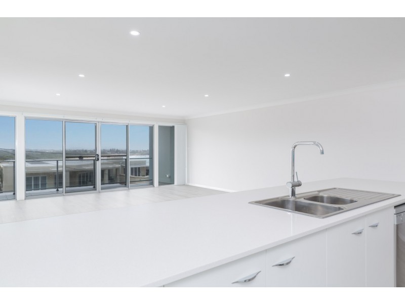 9 Surf Road, Shellharbour NSW 2529