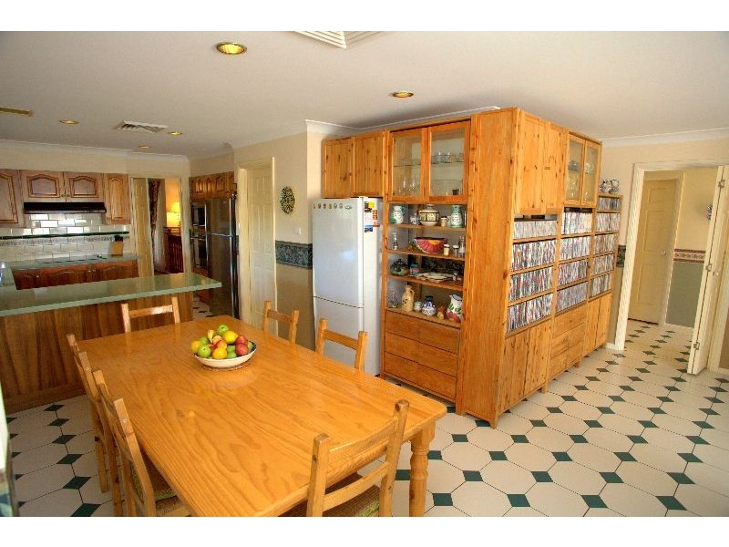 20 Mummuga Close, Flinders NSW 2529