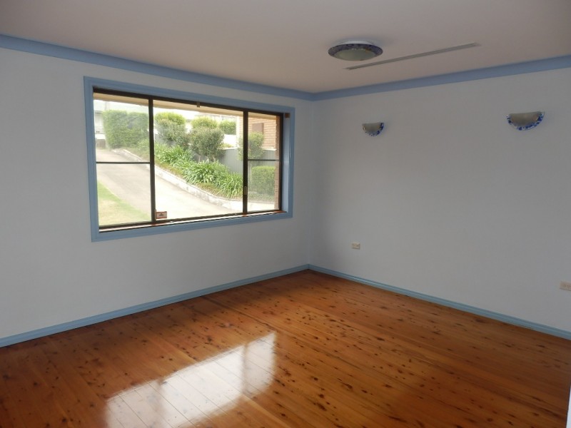 39 Denison Avenue, Barrack Heights NSW 2528