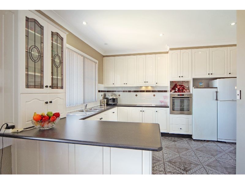 6 Denison Avenue, Barrack Heights NSW 2528