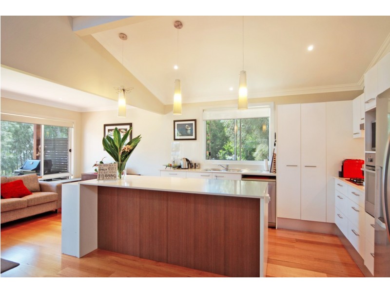 9 Kanahooka Street, Albion Park Rail NSW 2527