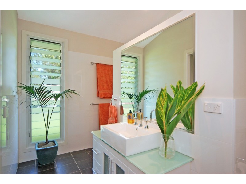 9 Kanahooka Street, Albion Park Rail NSW 2527