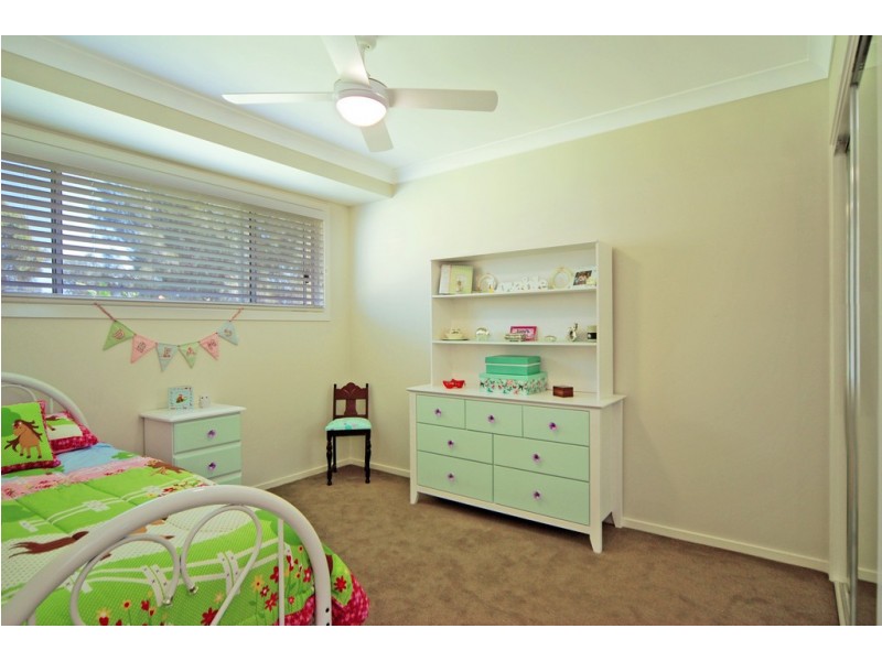 9 Kanahooka Street, Albion Park Rail NSW 2527