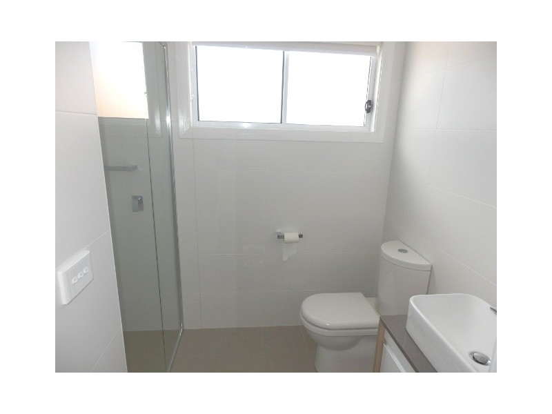 7B Antrim Avenue, Warilla NSW 2528