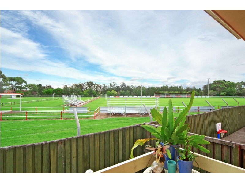 2/1A Stephanie Avenue, Warilla NSW 2528