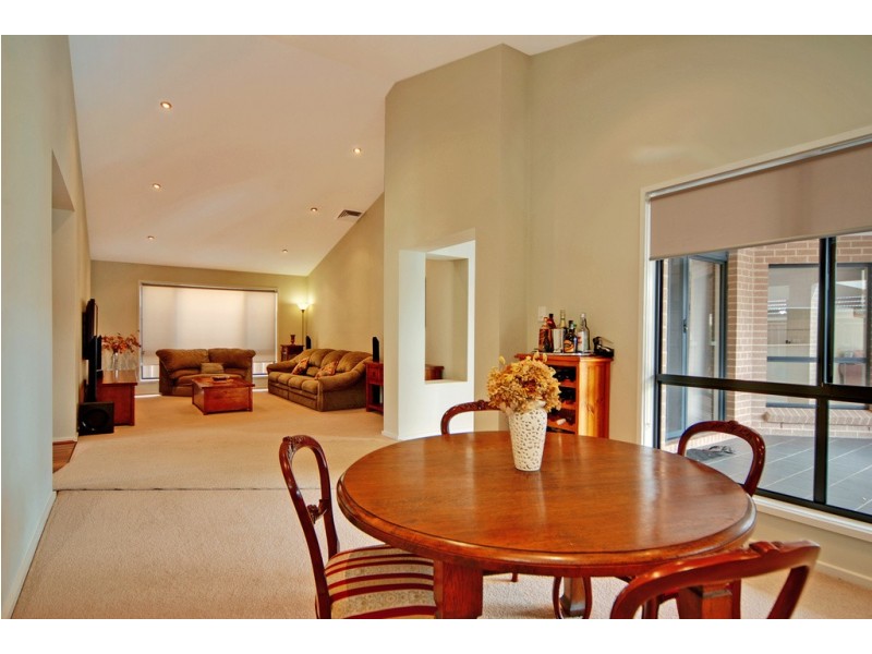 3 Loddon Circuit, Albion Park NSW 2527