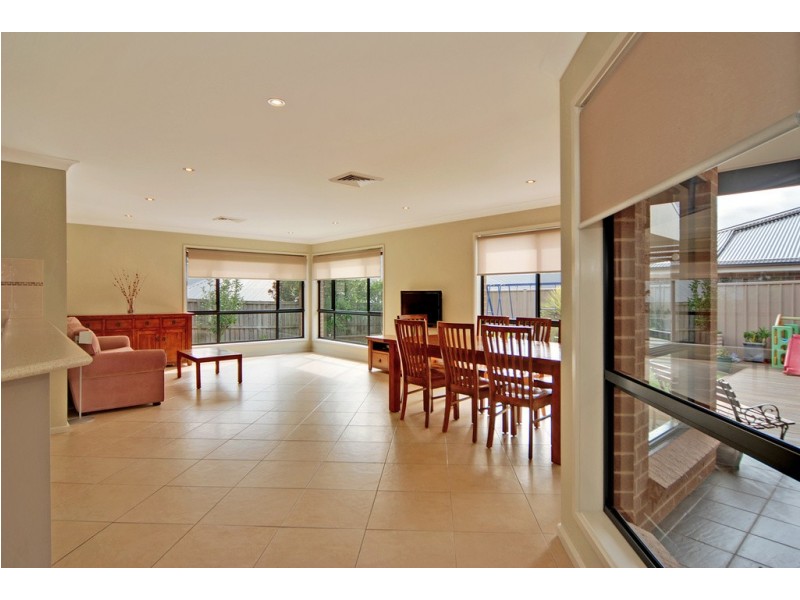 3 Loddon Circuit, Albion Park NSW 2527