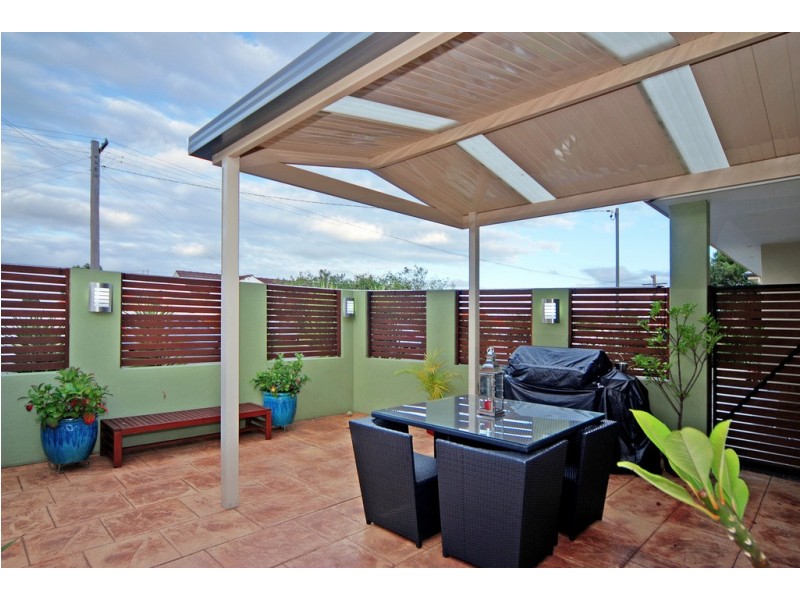 10 Bellevue Avenue, Warilla NSW 2528