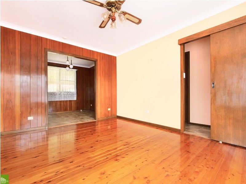 12 Susan Avenue, Warilla NSW 2528