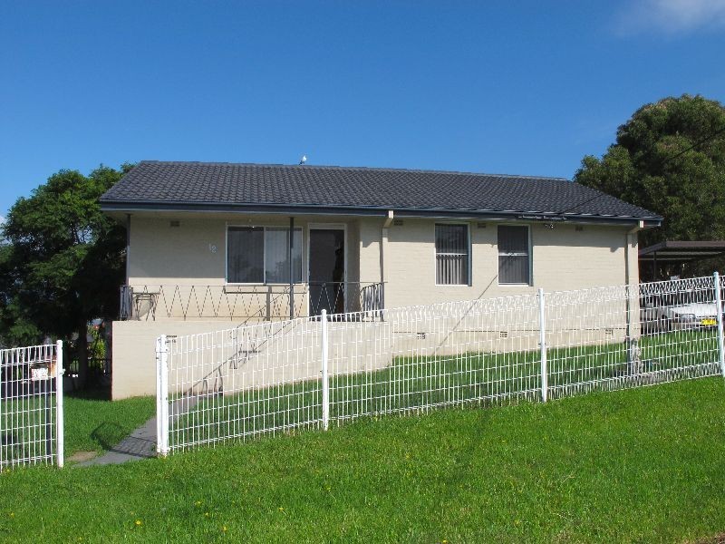 12 Rowley Avenue, Mount Warrigal NSW 2528