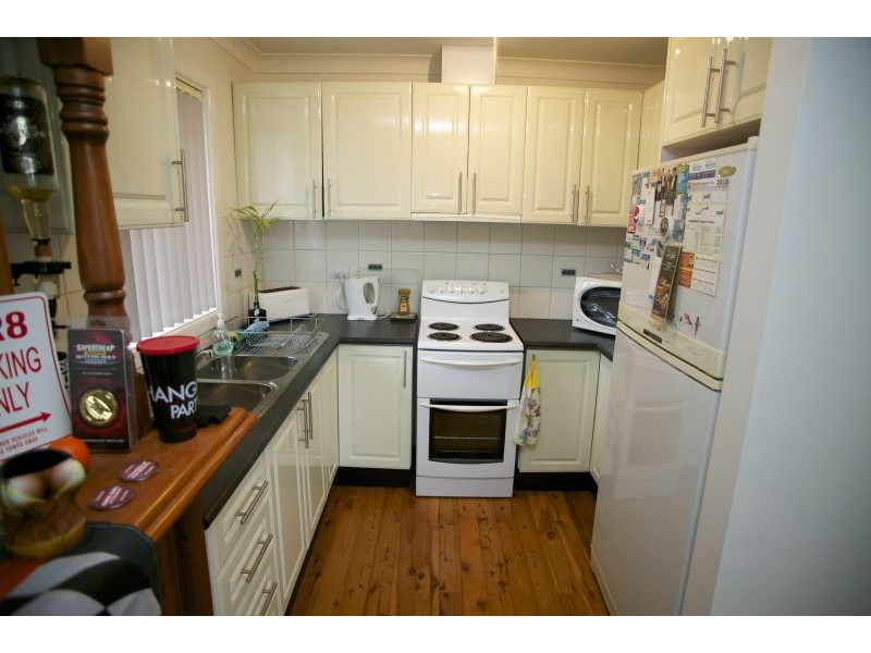 12 Rowley Avenue, Mount Warrigal NSW 2528