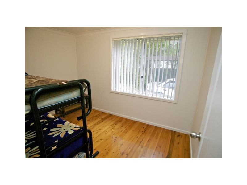 12 Rowley Avenue, Mount Warrigal NSW 2528