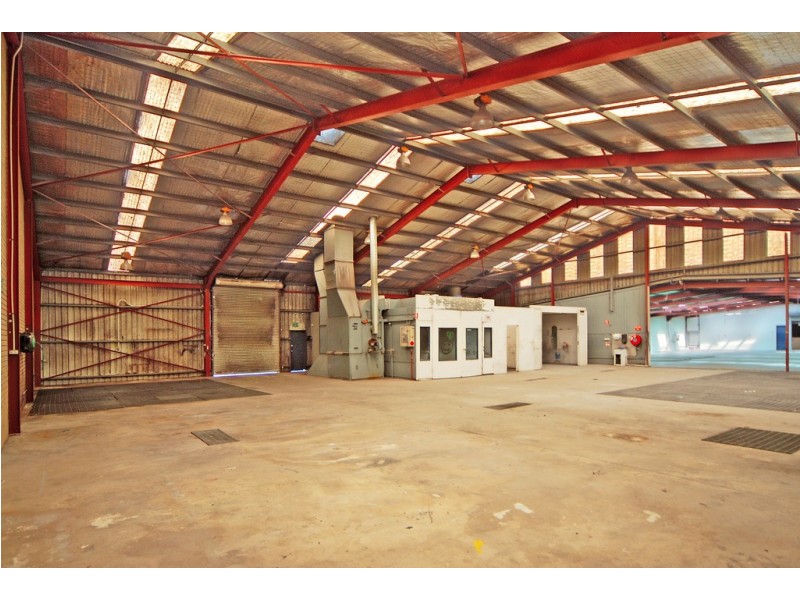 25 Grove Circuit, Lake Illawarra NSW 2528