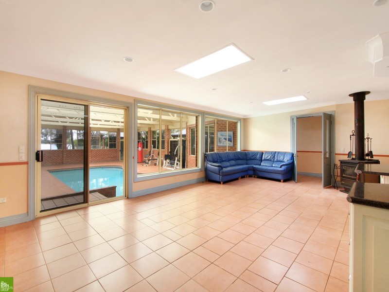 37 Koona Street, Albion Park Rail NSW 2527