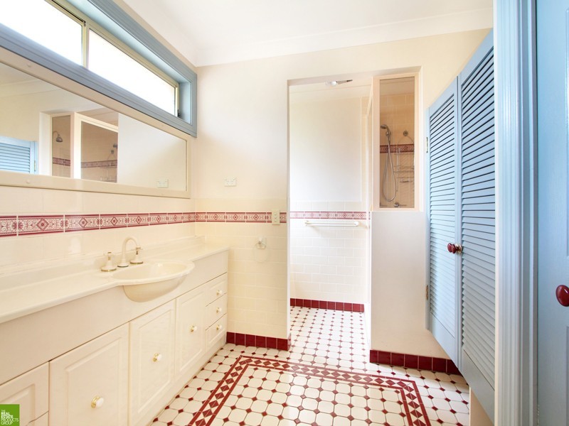 37 Koona Street, Albion Park Rail NSW 2527