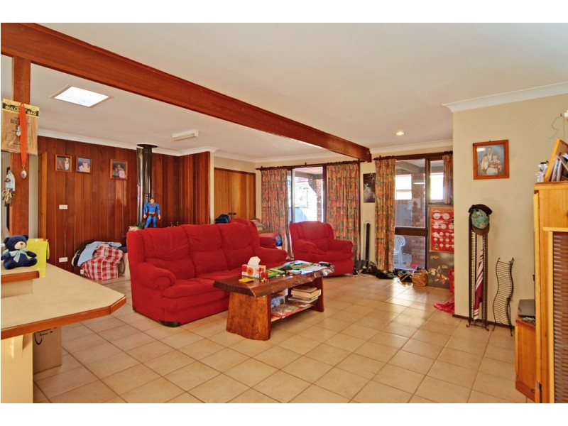 79 Captain Cook Drive, Barrack Heights NSW 2528