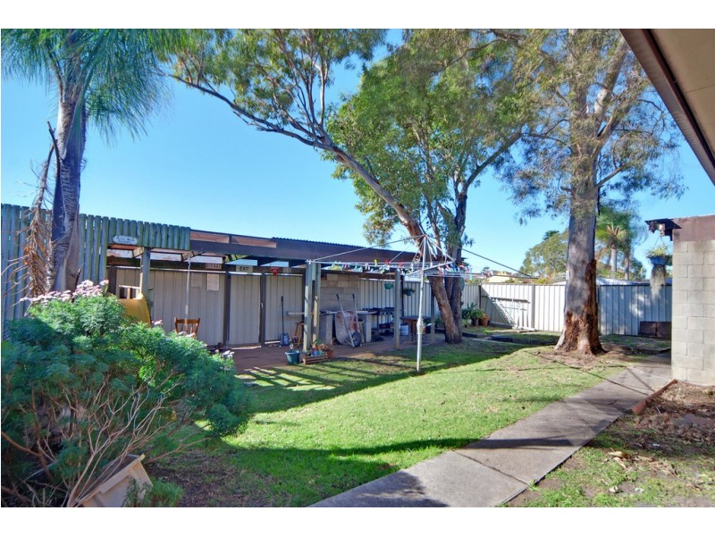 79 Captain Cook Drive, Barrack Heights NSW 2528
