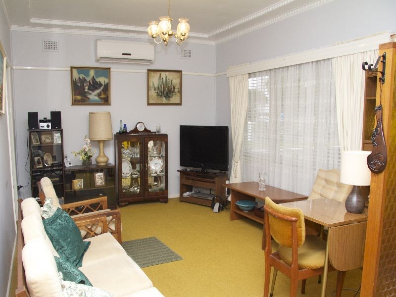 57 Outlook Drive, Figtree NSW 2525