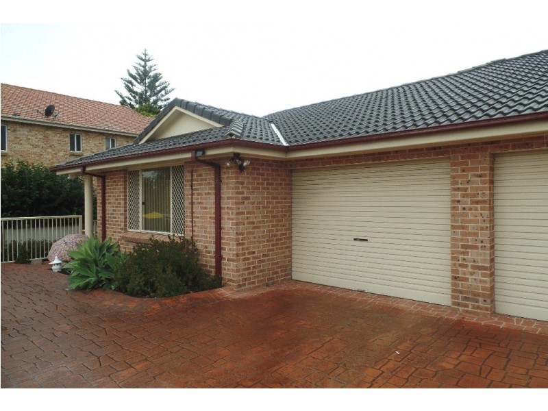 4/30 Pur Pur Avenue, Lake Illawarra NSW 2528