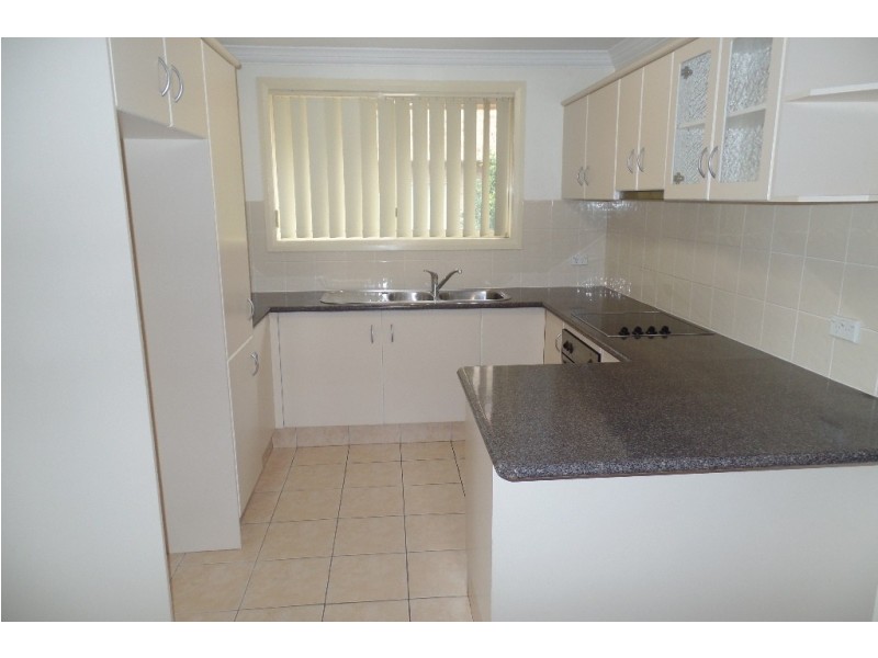 4/30 Pur Pur Avenue, Lake Illawarra NSW 2528