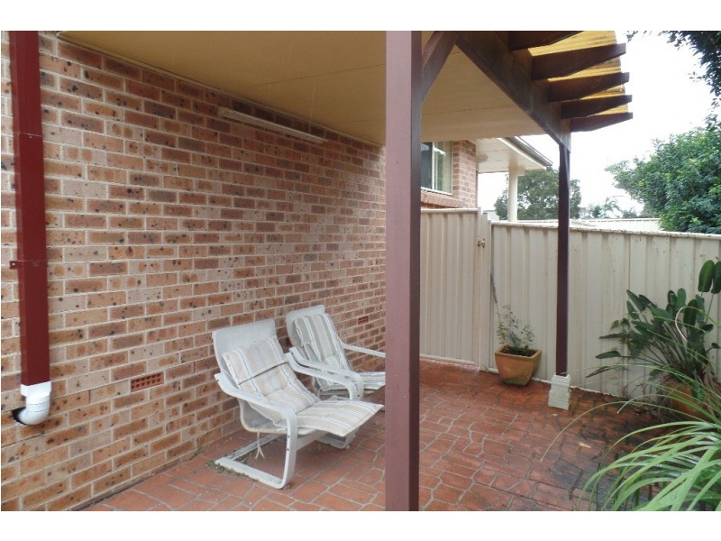 4/30 Pur Pur Avenue, Lake Illawarra NSW 2528