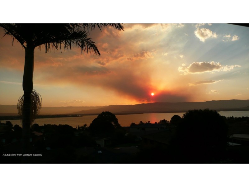 32 Shipton Crescent, Mount Warrigal NSW 2528