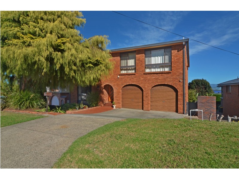 32 Shipton Crescent, Mount Warrigal NSW 2528
