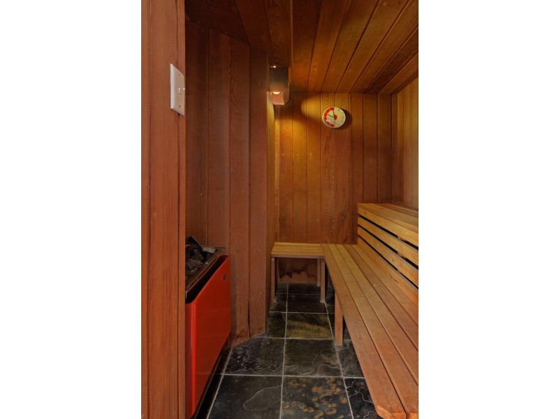 32 Shipton Crescent, Mount Warrigal NSW 2528