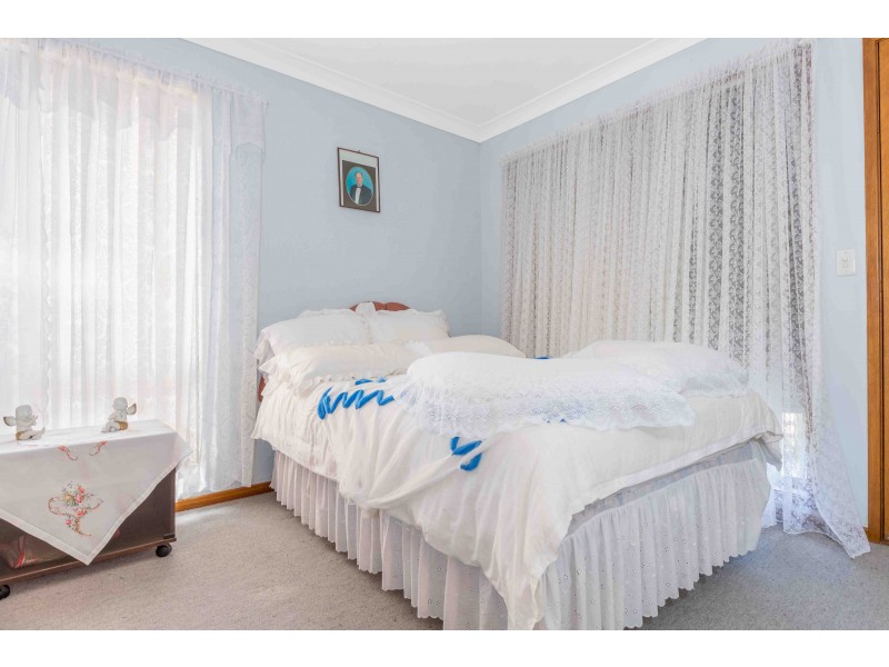 6/11 Grove Circuit, Lake Illawarra NSW 2528