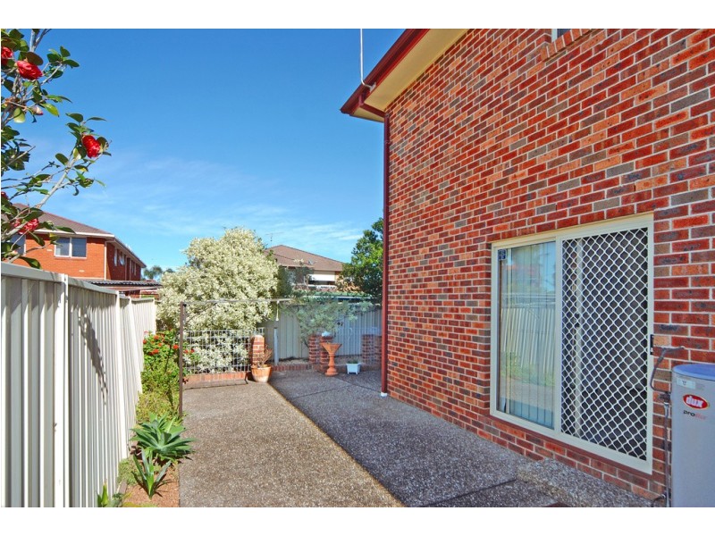 4/29 Pur Pur Avenue, Lake Illawarra NSW 2528