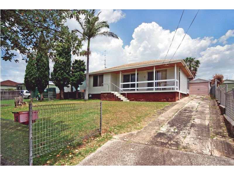 45 Madigan Boulevard, Mount Warrigal NSW 2528