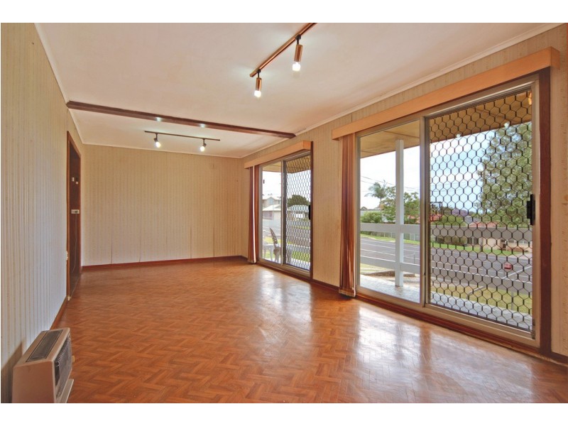 45 Madigan Boulevard, Mount Warrigal NSW 2528