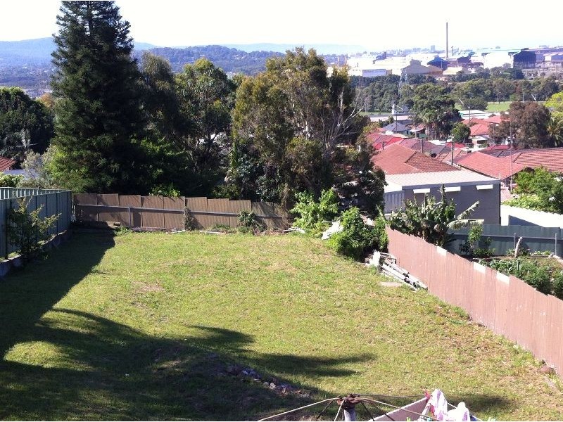 24 Jarvie Road, Cringila NSW 2502