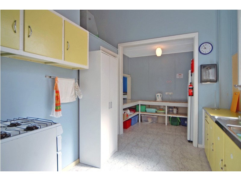 24 Fisher Street, Oak Flats NSW 2529