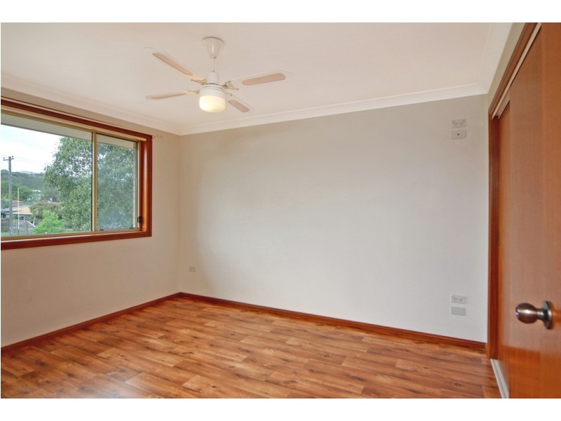 1/37 Central Avenue, Oak Flats NSW 2529
