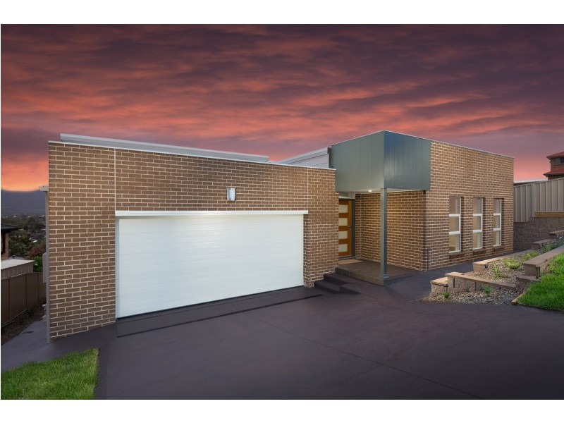 14 Carlyle Close, Dapto NSW 2530